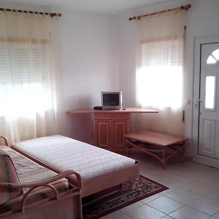 1 Bedroom 5 Min From Falesia And Close To Center L אלבופיירה